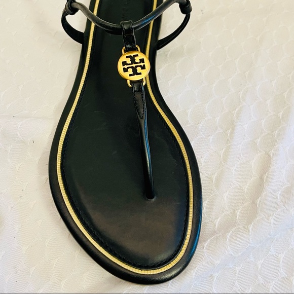 Tory Burch- Emmy Flat Sandal in Perfect Black Calf Leather, size 8.5 - Picture 3 of 11